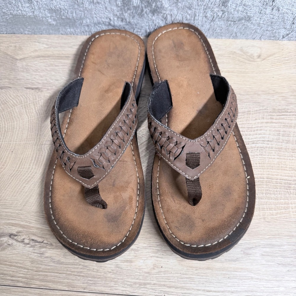 Clarks Flip Flop Womens 9M Brown Leather Woven Thong Sandal Casual Beach Comfort